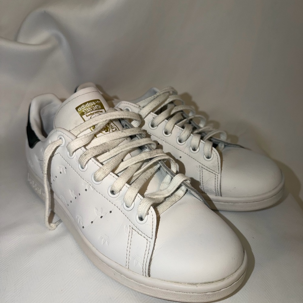 Adidas White and Gold Sneakers